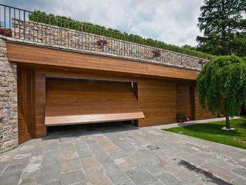 Garage door - Up-and-over garage door by Capoferri Serramenti - view 2